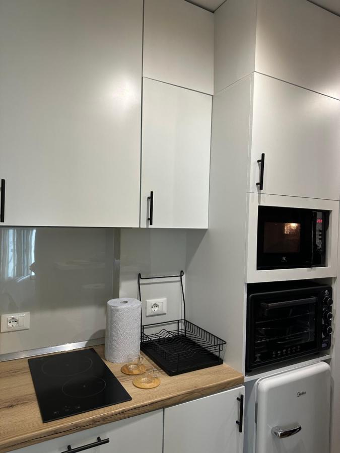 4Seasonsgea , New Modern Apartment In Тирана Экстерьер фото